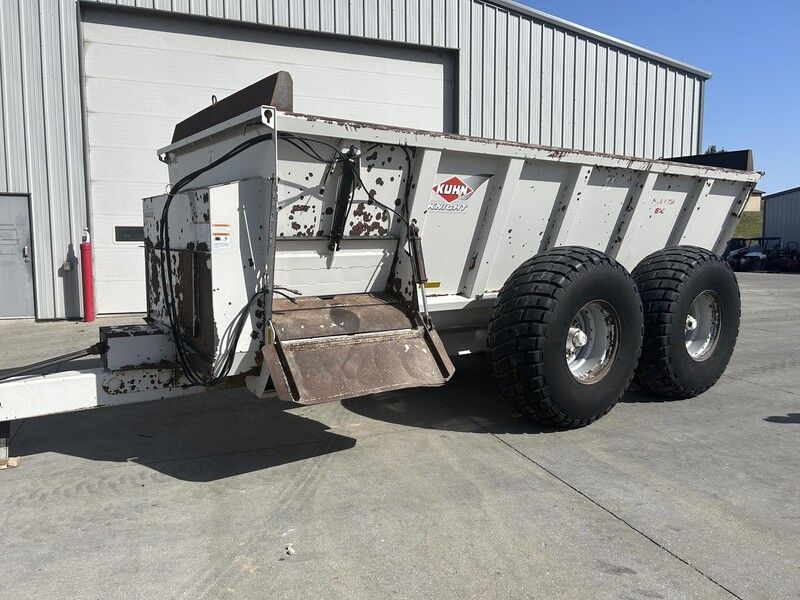 Used 2013 KUHN KNIGHT 8141 For Sale in Bellevue Iowa