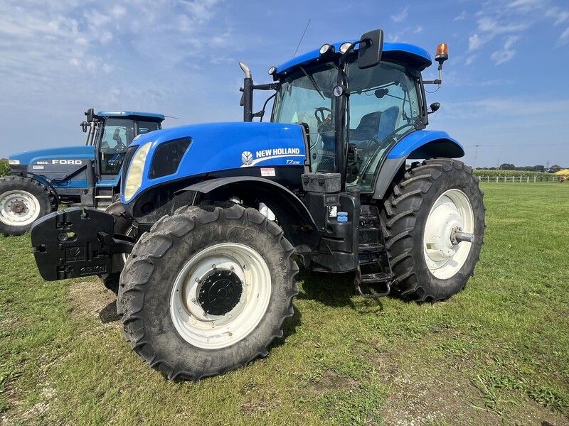 2013 NEW HOLLAND T7.235 For Sale