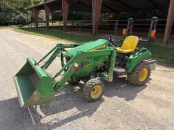 2014 JOHN DEERE 1023E For Sale