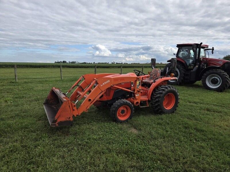 Used 2014 KUBOTA L3901 For Sale in Middletown Delaware