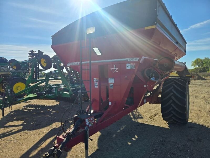 Used 2015 BRENT 1082 For Sale in Webster South Dakota