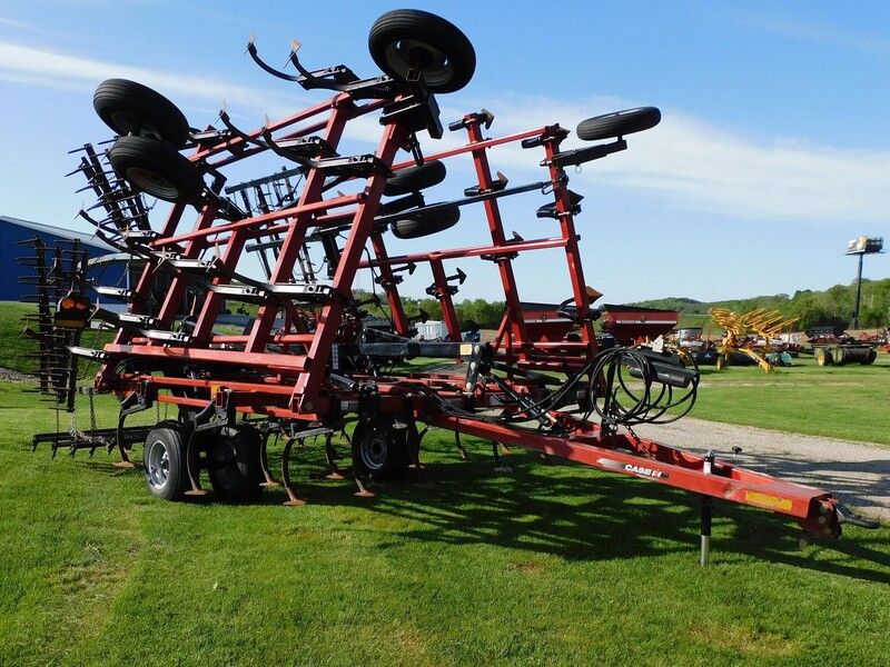 Used 2015 CASE IH TIGERMATE 200 For Sale in Marshall Wisconsin