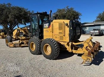2015 CATERPILLAR 140M For Sale