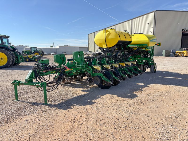2015 JOHN DEERE 1775NT For Sale