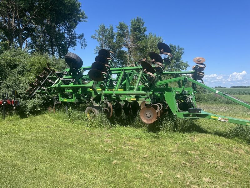 Used 2015 JOHN DEERE 2730 For Sale in Slayton Minnesota