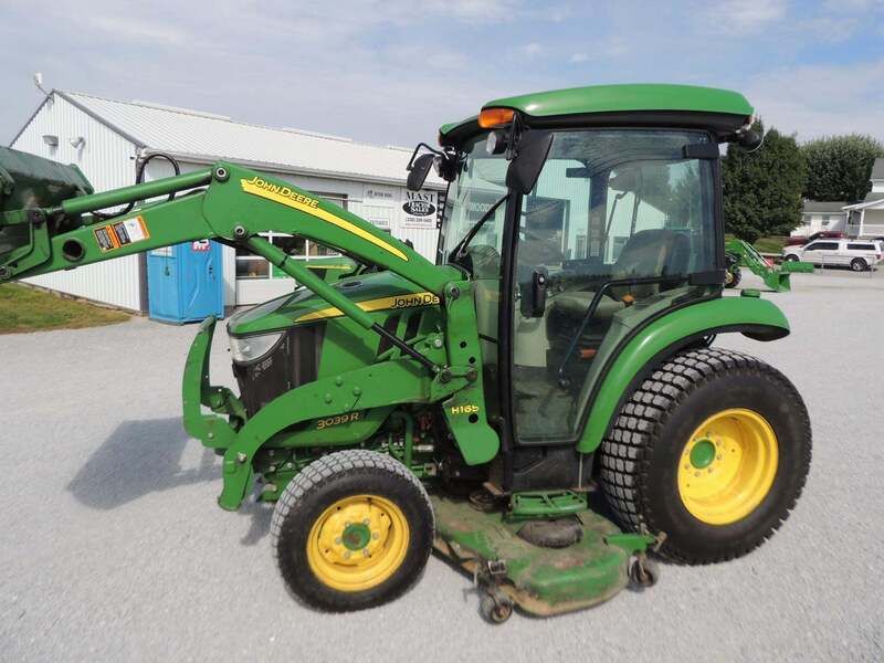Used 2015 JOHN DEERE 3039R For Sale in Dundee Ohio