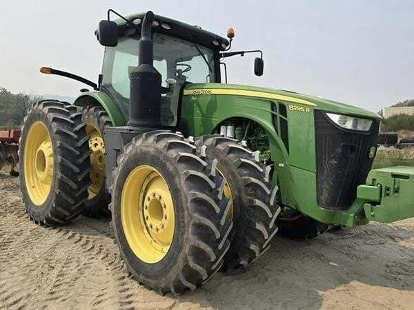 2015 JOHN DEERE 8295R For Sale