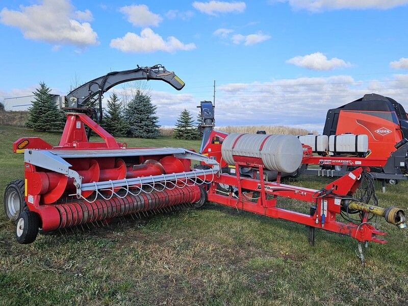 Dion Harvester