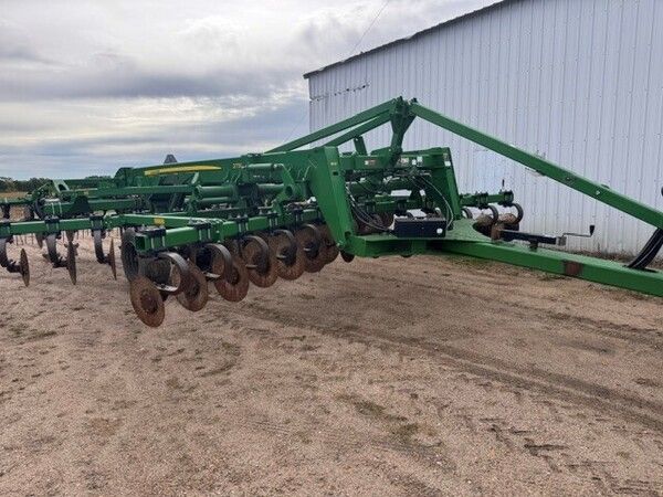 Used 2016 JOHN DEERE 2730 For Sale in Sauk Centre Minnesota
