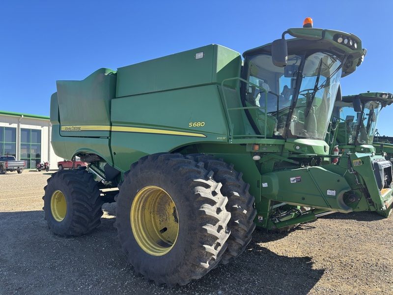2016 JOHN DEERE S680 For Sale
