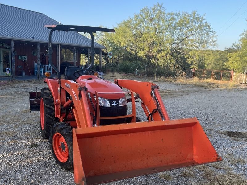 2016 KUBOTA L3901 For Sale
