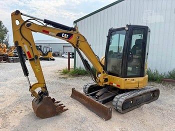 Used 2017 CATERPILLAR 303.5E2 CR For Sale in Springfield Missouri