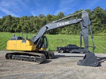2017 DEERE 210G LC For Sale