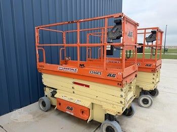 Used 2017 JLG 3246ES For Sale in Savage Minnesota