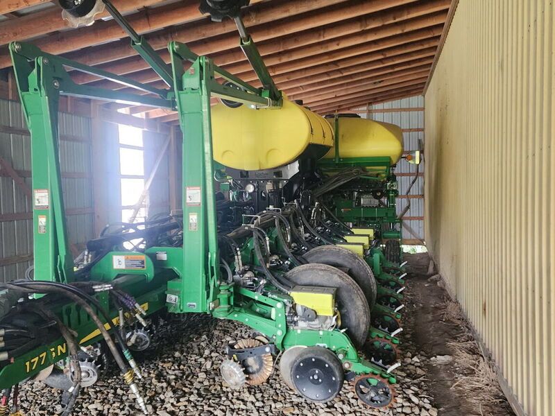 Used 2017 JOHN DEERE 1775NT For Sale in Wamego Kansas