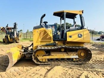 Used 2018 DEERE 450K LGP For Sale in Tyler Texas