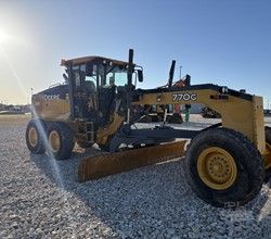 2018 DEERE 770G For Sale