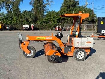 2018 LAY-MOR SWEEPMASTER 300 For Sale