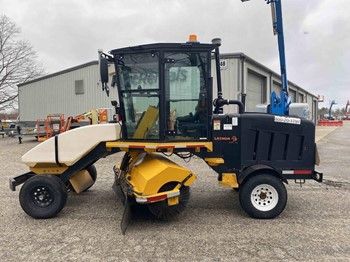 2018 LAY-MOR SWEEPMASTER For Sale