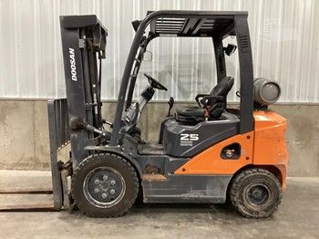 Used 2019 DOOSAN G25P-7 For Sale in Sioux Center Iowa