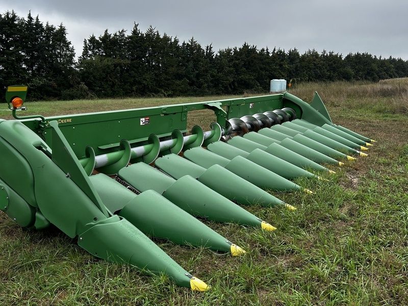 Used 2019 JOHN DEERE 712C For Sale in Osceola Nebraska