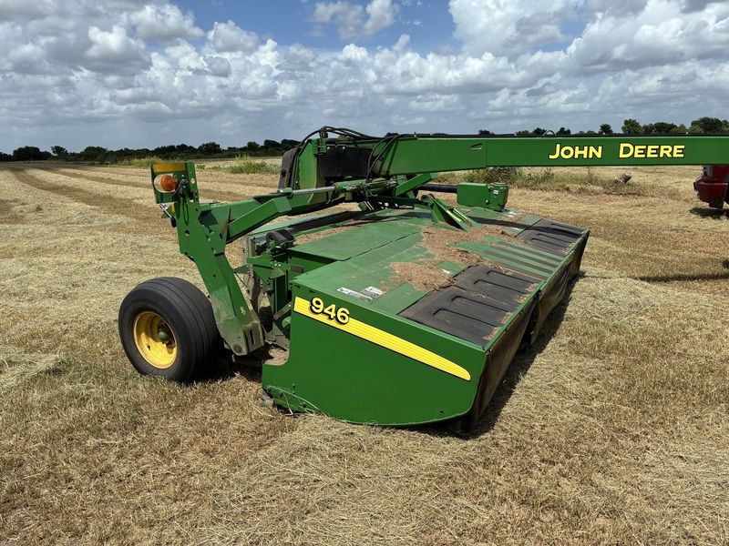 Used 2019 JOHN DEERE 946 For Sale in East Bernard Texas