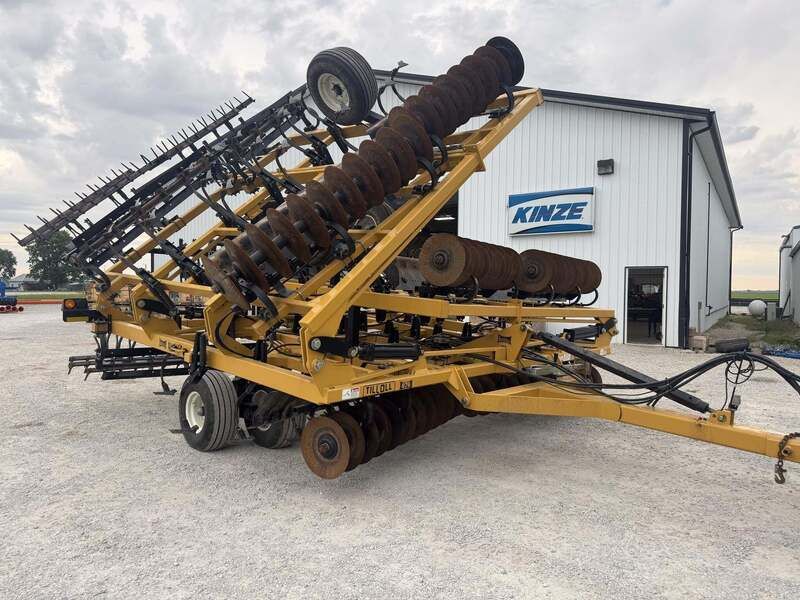Used 2019 LANDOLL 876-40C For Sale in Shelbyville Illinois