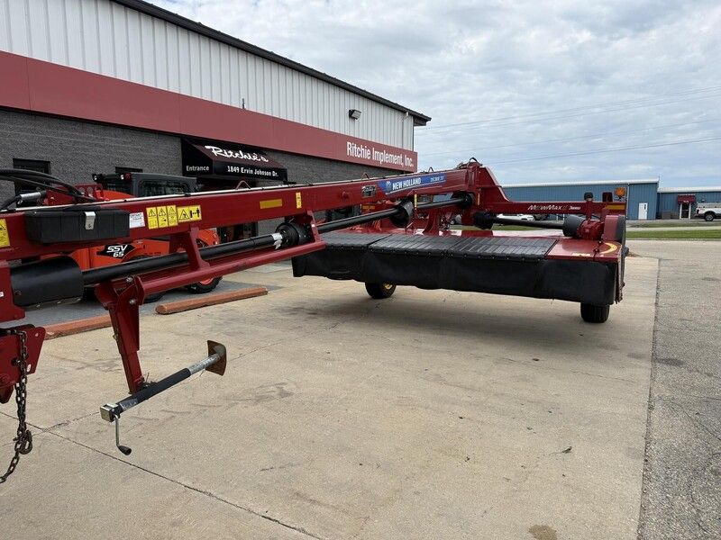 Used 2019 NEW HOLLAND DISCBINE 313 For Sale in Darlington Wisconsin