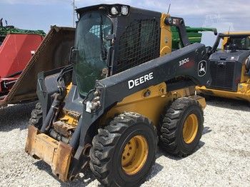 Used 2020 DEERE 330G For Sale in Shelbyville Illinois