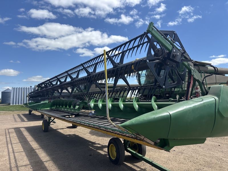 Used 2020 JOHN DEERE 735D For Sale in Kenmare North Dakota
