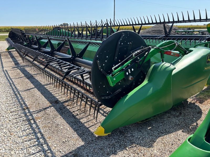 Used 2020 JOHN DEERE 740FD For Sale in Streator Illinois