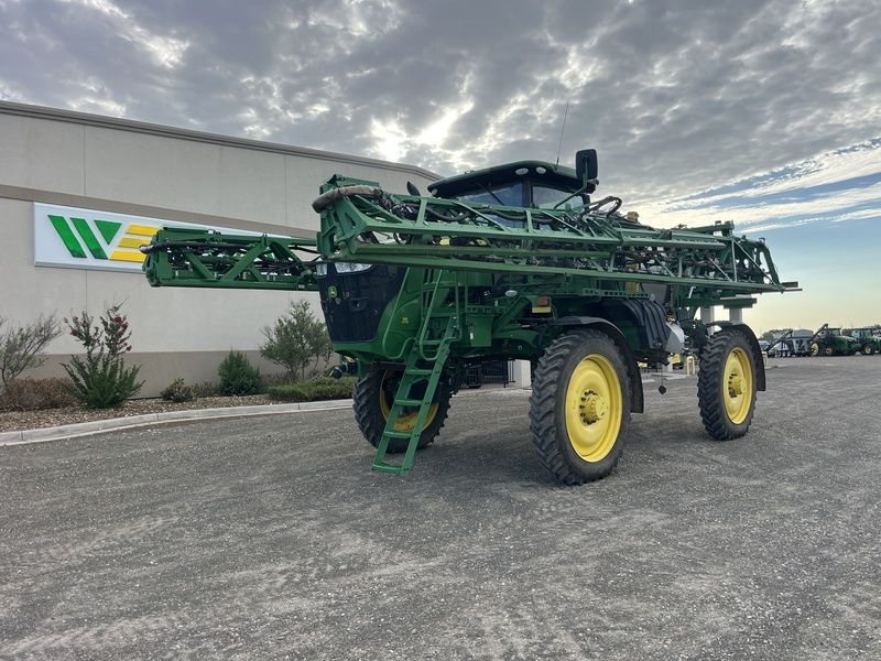 Used 2020 JOHN DEERE R4038 For Sale in Muleshoe Texas