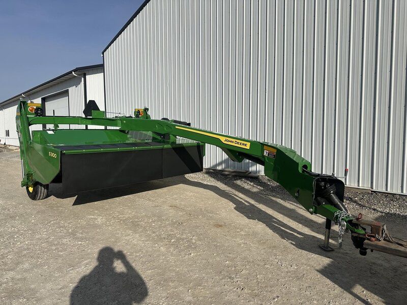 Used 2020 JOHN DEERE S300 For Sale in Kewanee Illinois