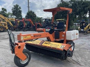Used 2021 LAY-MOR SWEEPMASTER 300 For Sale in Naples Florida