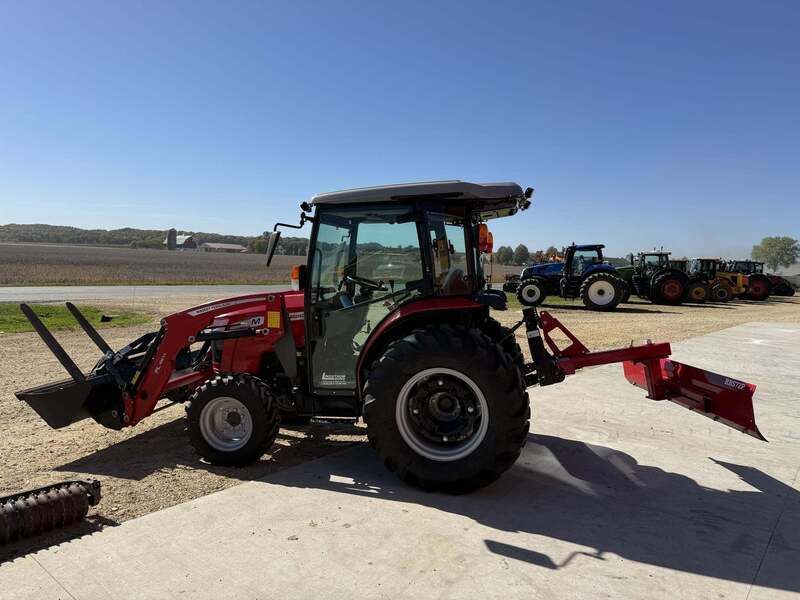 Used 2021 MASSEY FERGUSON 1840M For Sale in Menomonie Wisconsin