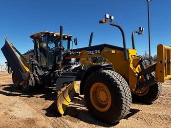 Used 2022 DEERE 872G For Sale in Dickinson North Dakota