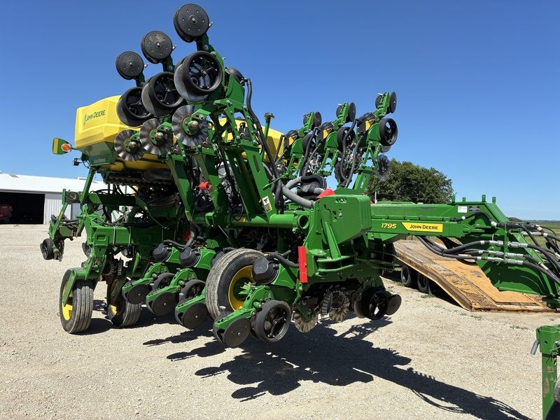 Used 2022 JOHN DEERE 1795 For Sale in Lenox Iowa