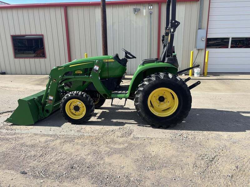 Used 2022 JOHN DEERE 3025E For Sale in Flint Texas