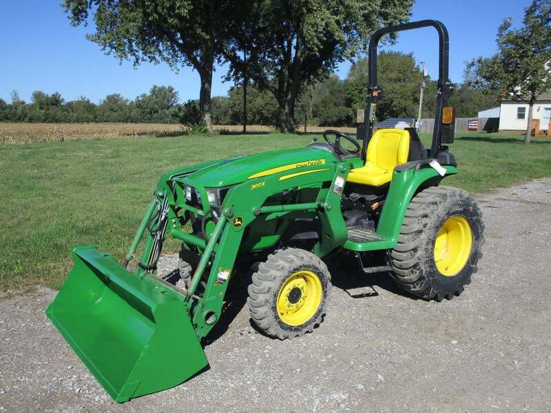 Used 2022 JOHN DEERE 3038E For Sale in Saint Joseph Missouri