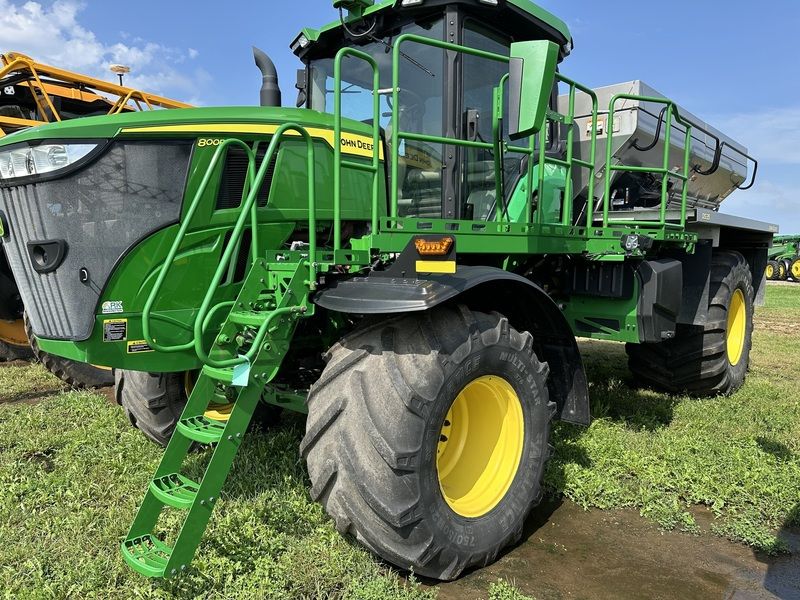 Used 2022 JOHN DEERE 800R For Sale in Waterloo Iowa