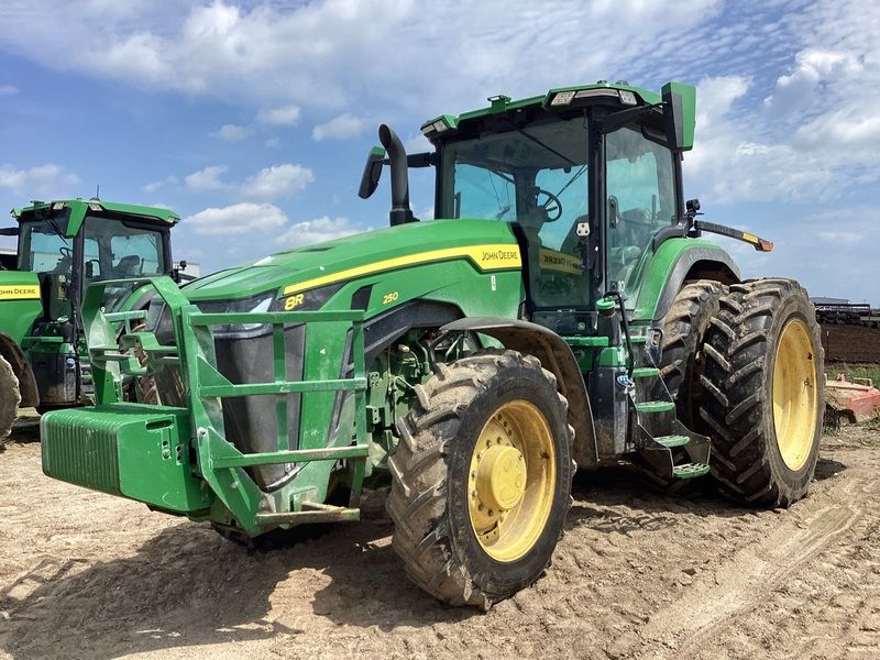 2022 JOHN DEERE 8R 250 For Sale