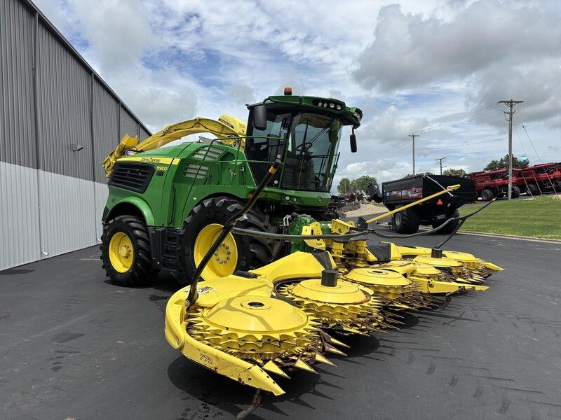 Used 2022 JOHN DEERE 9900 For Sale in Cobb Wisconsin