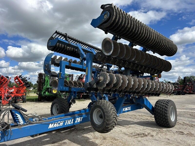 Kinze Tillage
