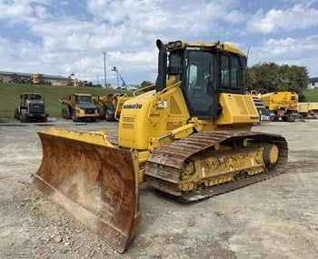 Used 2022 KOMATSU D61PXI-24 For Sale in Villa Ridge Missouri