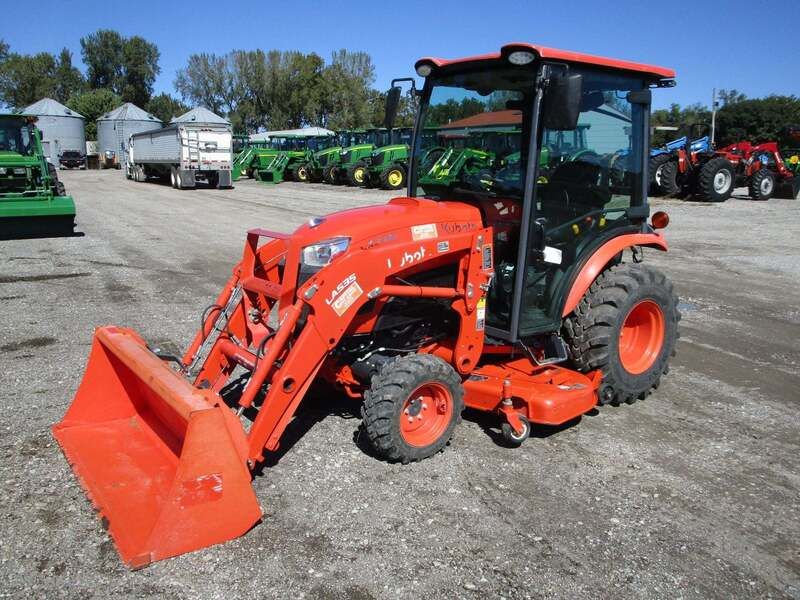 Used 2022 KUBOTA LX3310HSDC For Sale in Saint Joseph Missouri
