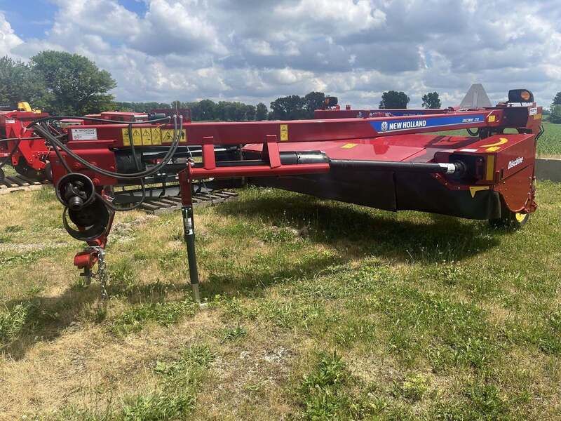 Used 2022 NEW HOLLAND DISCBINE 210 For Sale in Whitewater Wisconsin