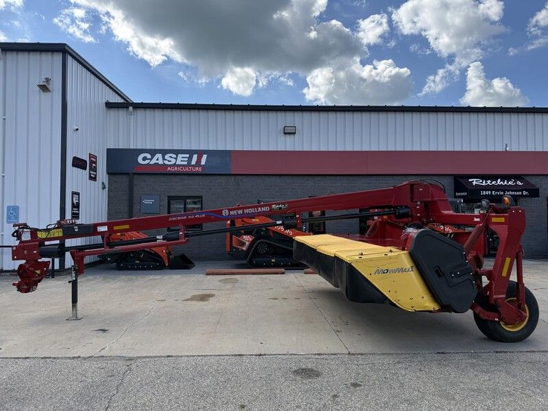 Used 2022 NEW HOLLAND DISCBINE 313 PLUS For Sale in Darlington Wisconsin