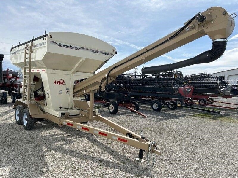 2022 UNVERFERTH 3955XL For Sale