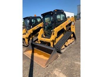 Used 2023 CATERPILLAR 239D3 For Sale in Crookston Minnesota