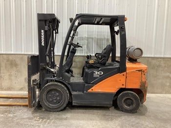 Used 2023 DOOSAN G30E-7 For Sale in Sioux Center Iowa